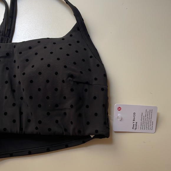 Lululemon Black Polka Dot Flow Y Bra - Picture 4 of 6